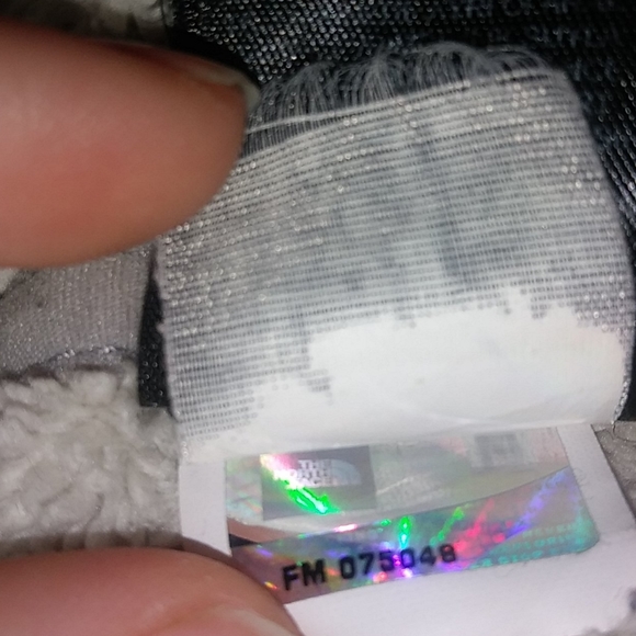 White women's The North Face osito fleece sweater - Picture 8 of 8